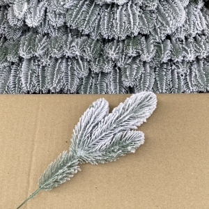 Гілочка ялинки-"Трьохлапка",блакитна  засніжена